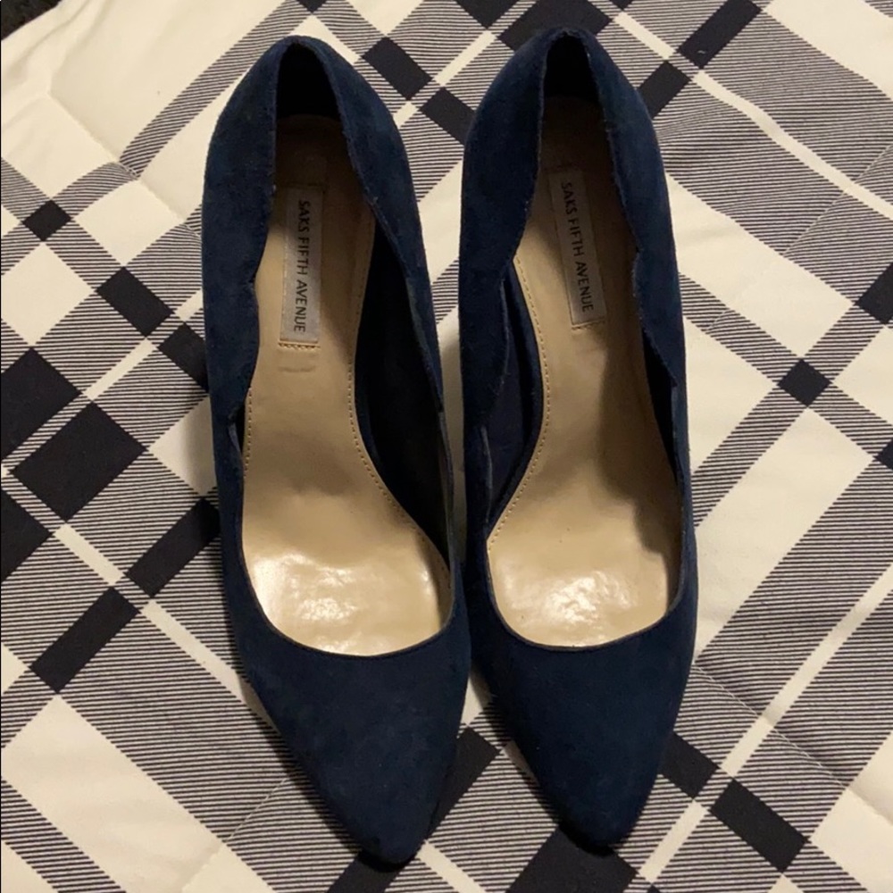 Heels - Picture 2 of 4